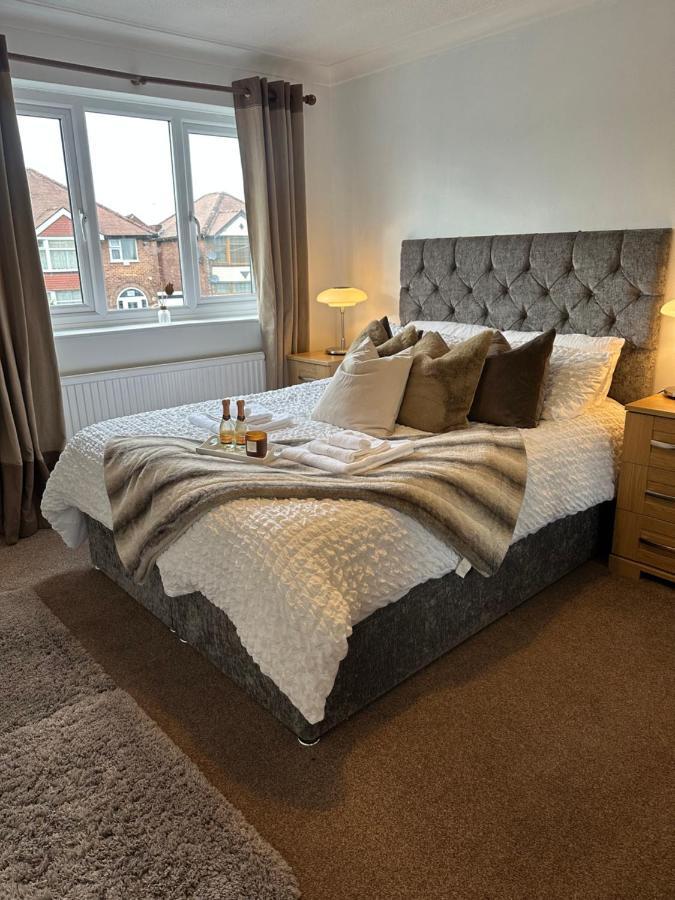 The Chorlton Retreat - Double Bedroom, Free Parking Manchester Extérieur photo