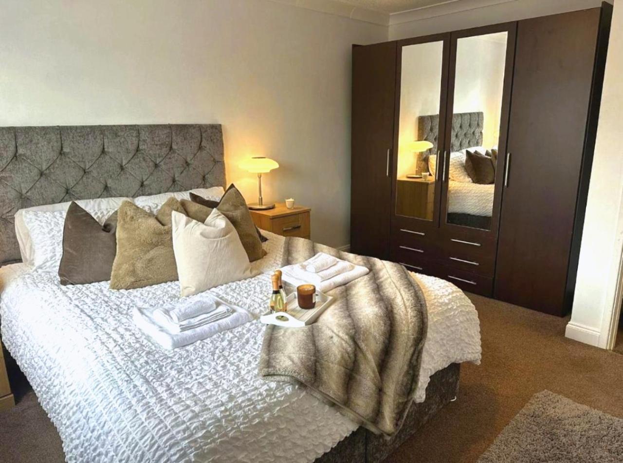 The Chorlton Retreat - Double Bedroom, Free Parking Manchester Extérieur photo